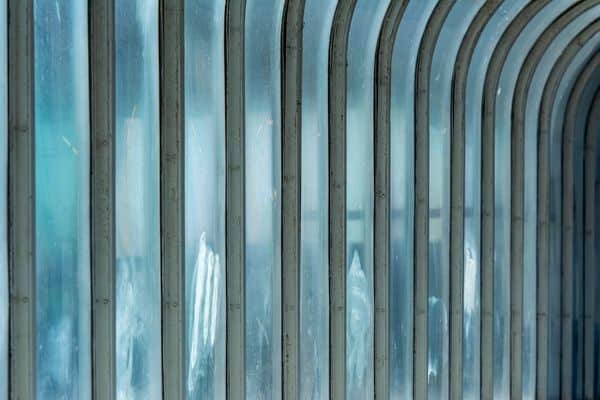 Jan van der Wolf באתר PEXELS glass dor