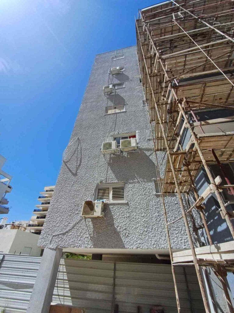 תבניות עץ ליציקת בטון בבית פרטי – י.א. עבודות שלד